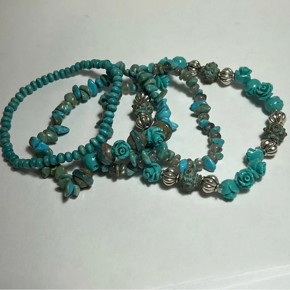 TURQUOISE and LABRADORITE handmade bracelets. Breaded stretchy stackable blue